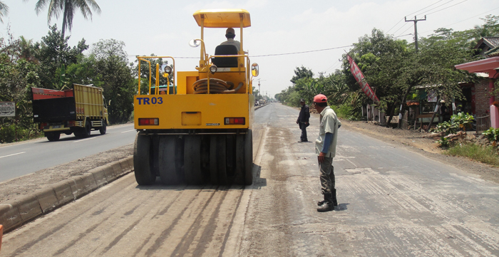 Proyek Preservasi Jalan Pematang Panggang dan Preservasi Jalan Sp. Penawar 13 Juli 2020 !